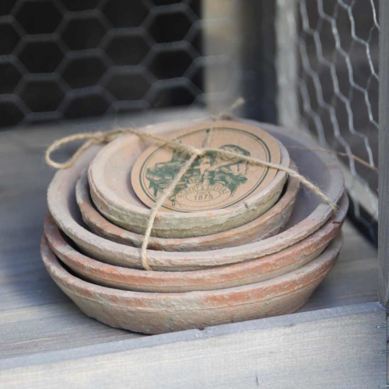 UNTERSETZER AUS TERRACOTTA, 3ER-SET