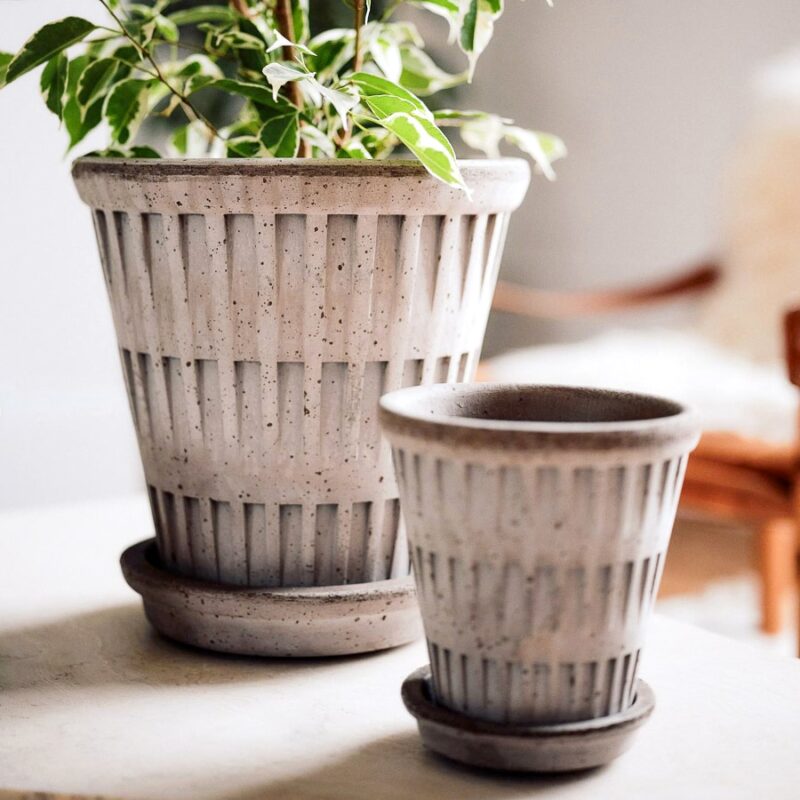 Bergs Potter Pantheon in grau